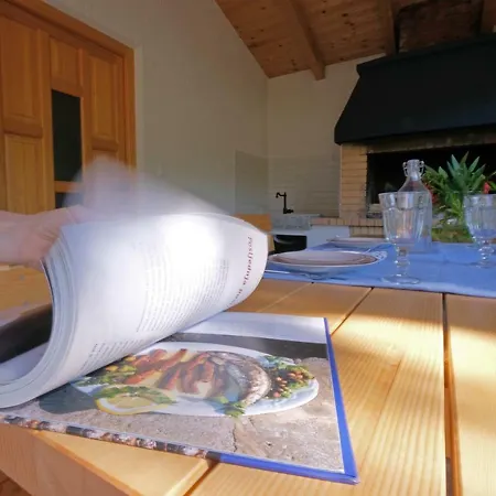 펜션 Kipo I Lunja 메덜린